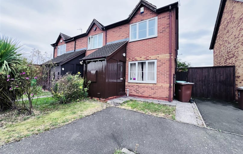 Grinsbrook, Lenton, Nottingham - Image 1